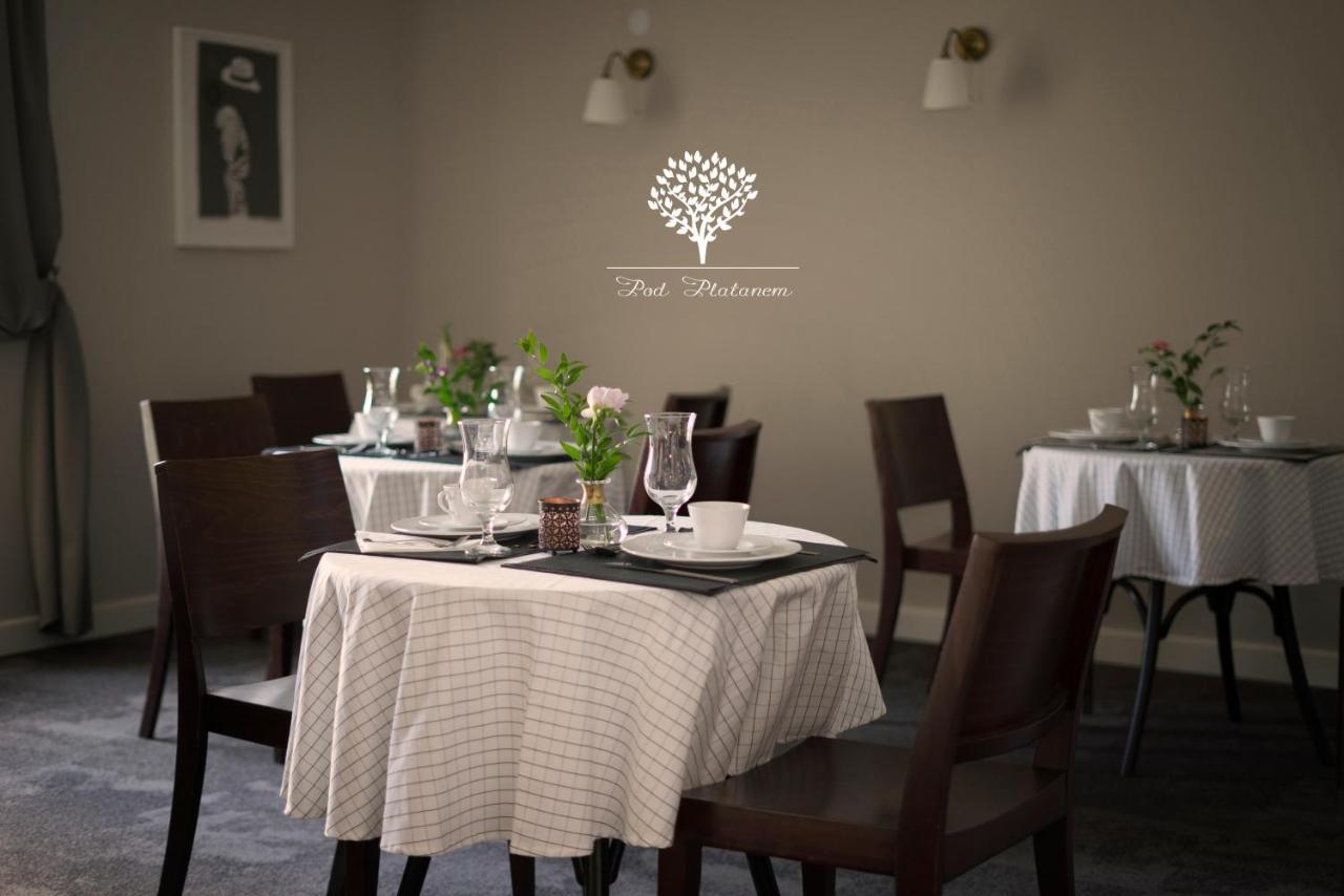Szafirowy Dwor Hotel & Restauracja Hlivice Exteriér fotografie